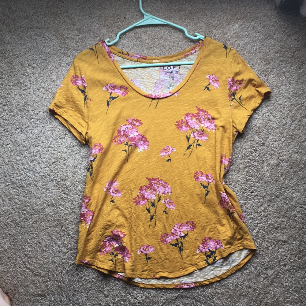 Floral LOFT T-shirt